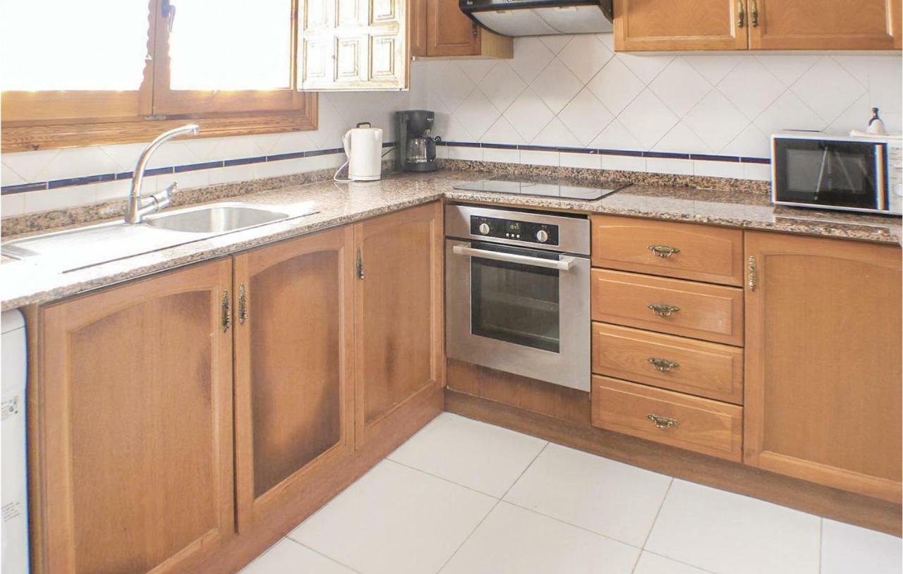 3 Bedroom Stunning Home In 그란 알라칸트 외부 사진